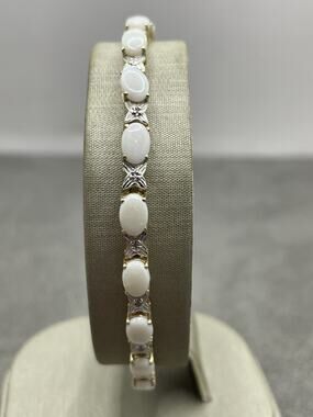 14K Yellow Gold Two-tone Opal Bracelet (24998)